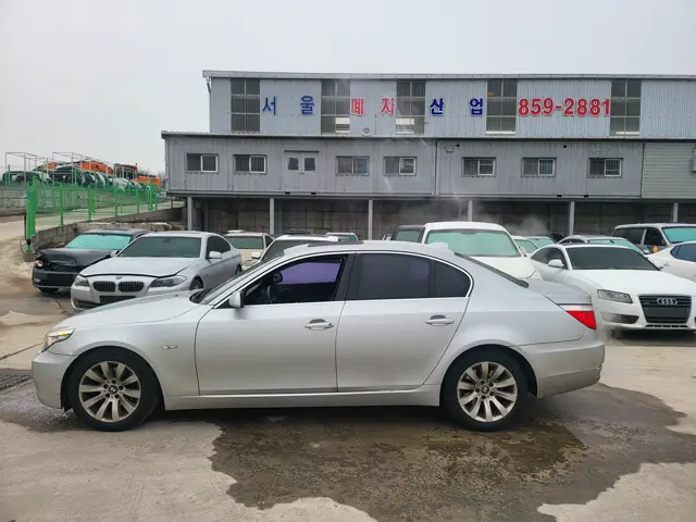 입고 대기 중인 BMW 차량